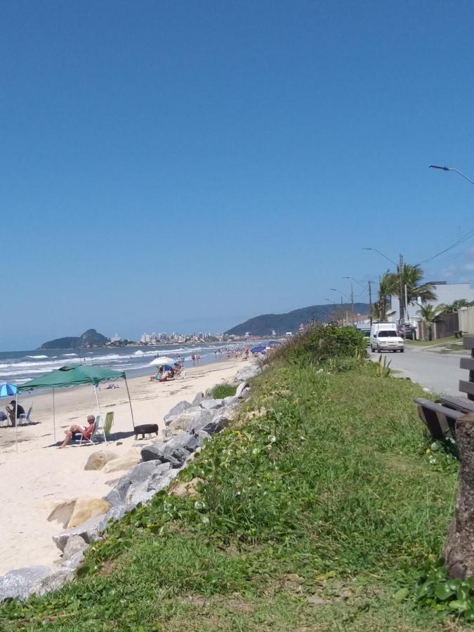 Residencial Chales Riviera Matinhos Buitenkant foto